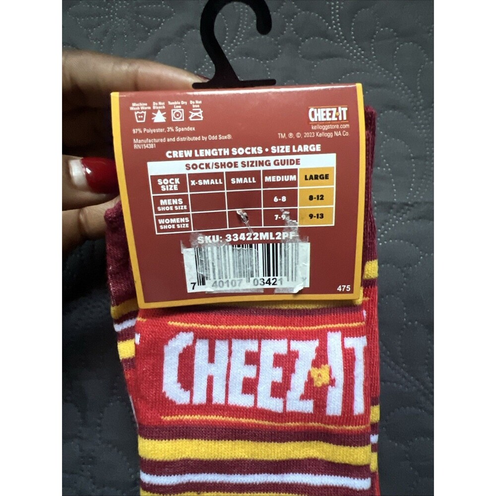 Cheez It Socks 2 pair Crew Unisex Funny Novelty NEW SZ 8-12M/9-13W Gifting Fans - Picture 5 of 6